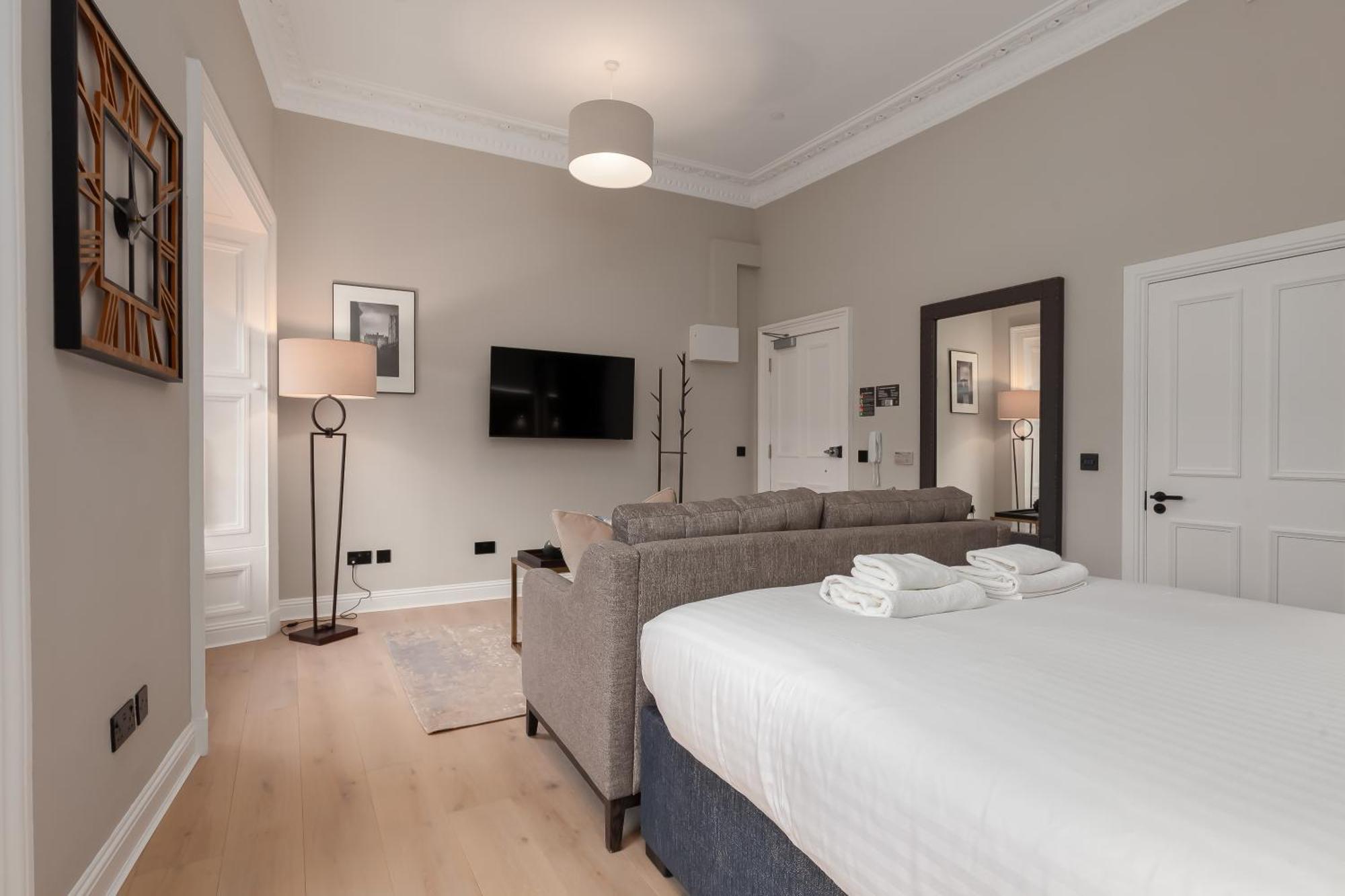 Destiny Scotland George Iv Apartment