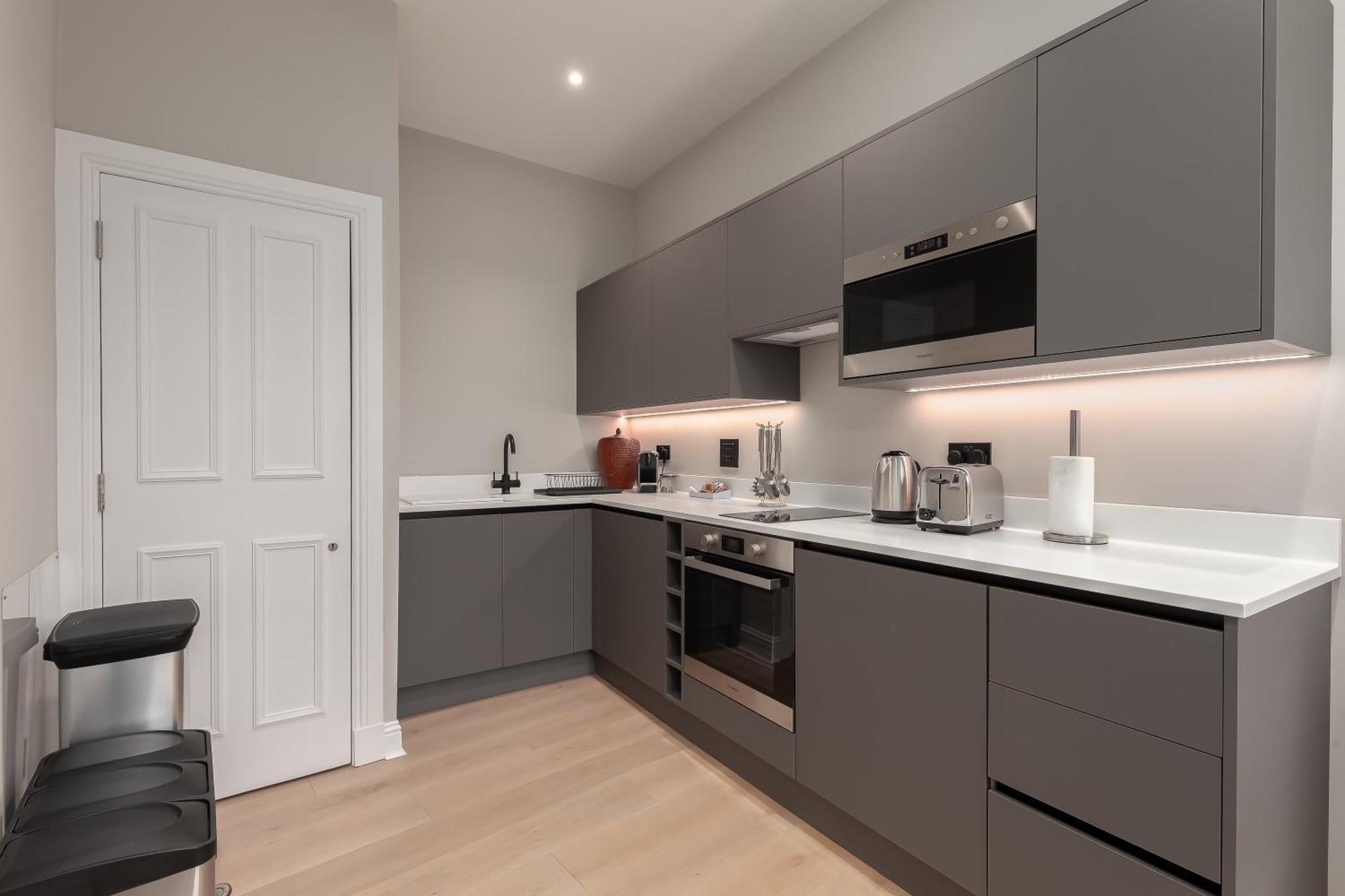 Destiny Scotland George Iv Apartment *